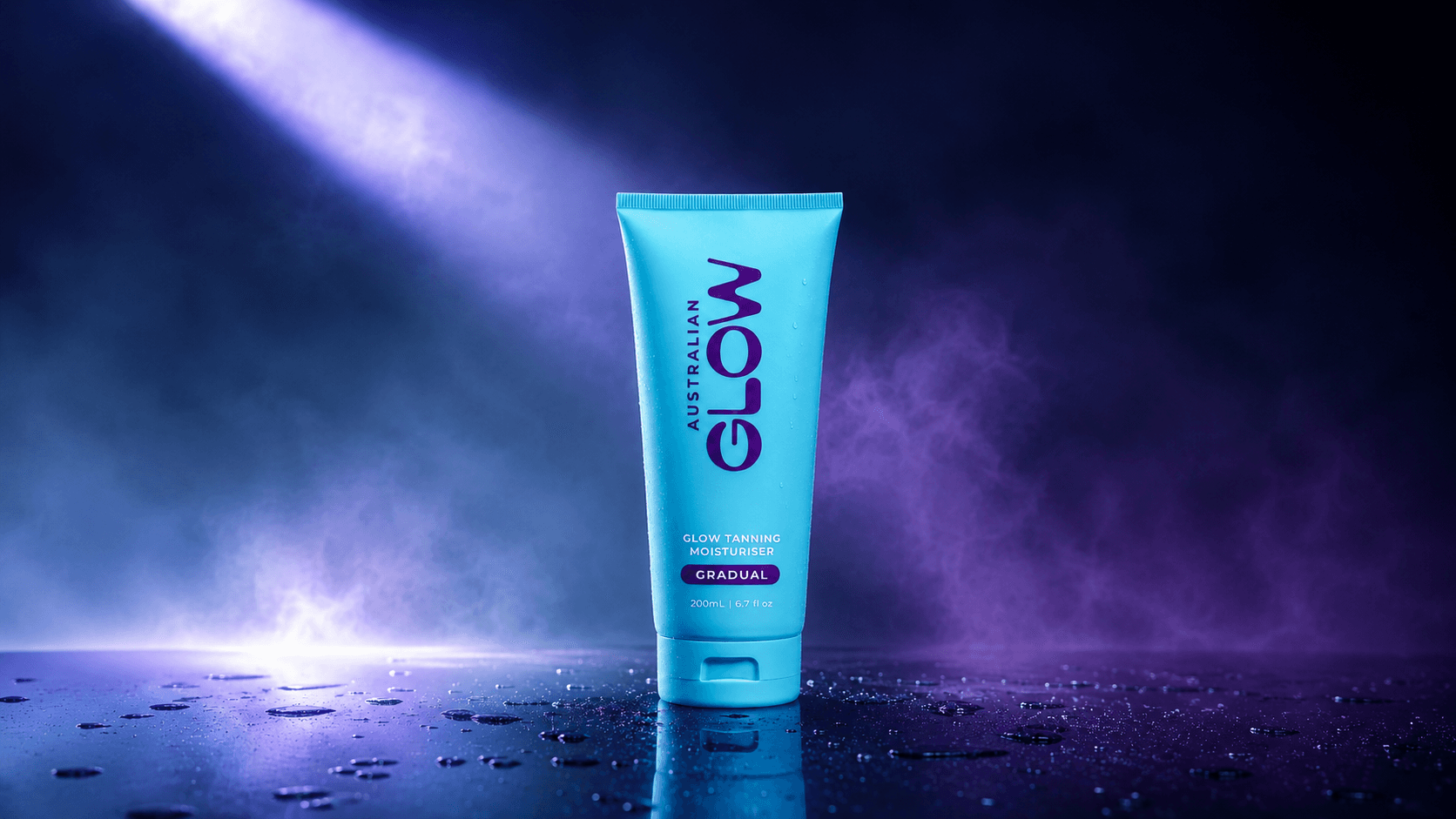 Gradual Tanning Moisturiser — editorial